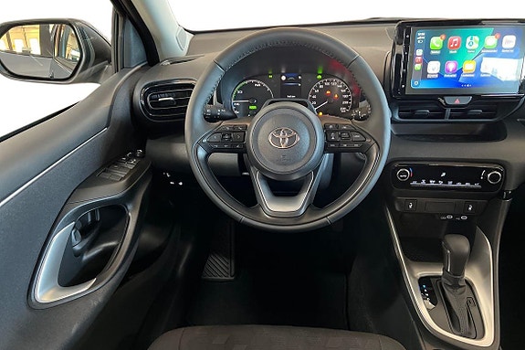 Toyota Yaris 9 of 20