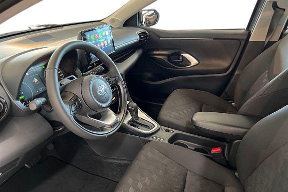 Toyota Yaris 12 of 20