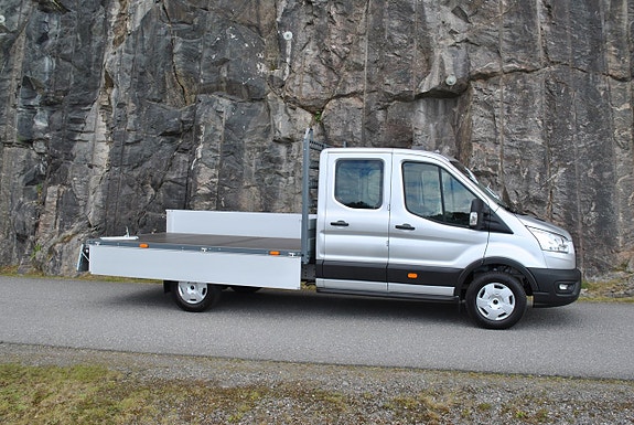 Ford Transit 13 of 19