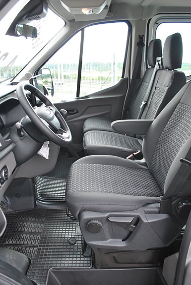 Ford Transit 9 of 19