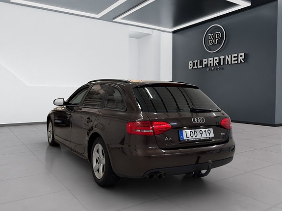 Audi A4 7 of 17