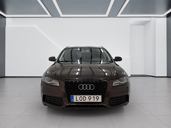 Audi A4 3 of 17