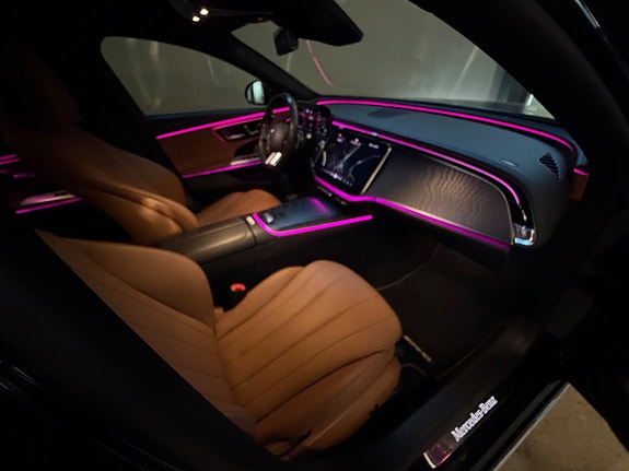 Mercedes-Benz E300 de 7 of 16