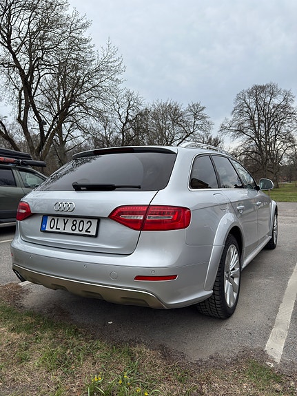 Audi A4 allroad 3 of 8