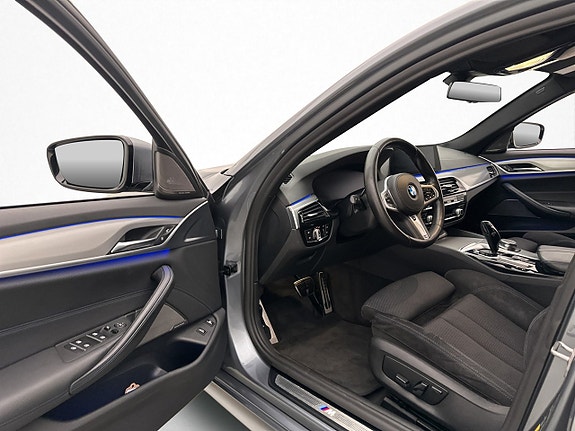 BMW 530e 9 of 30
