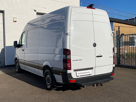 Mercedes-Benz Sprinter 211 3 of 29
