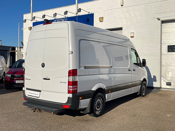 Mercedes-Benz Sprinter 211 4 of 29