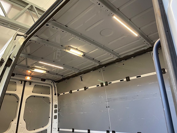 Mercedes-Benz Sprinter 211 27 of 29