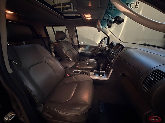 Nissan Navara 11 of 18