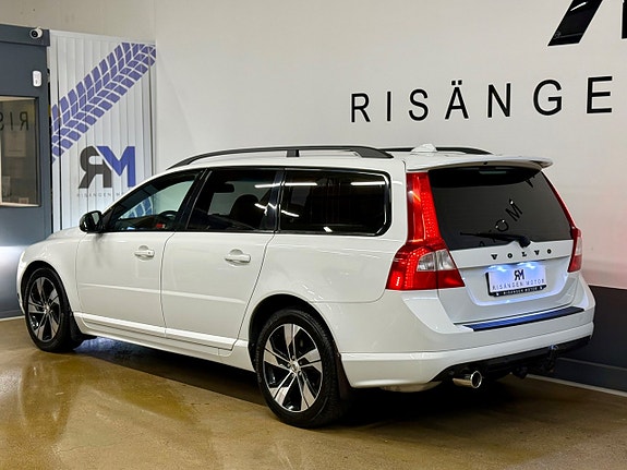Volvo V70 3 of 13