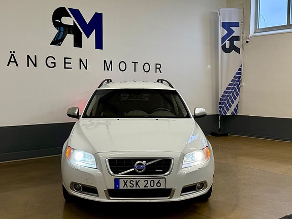 Volvo V70 6 of 13