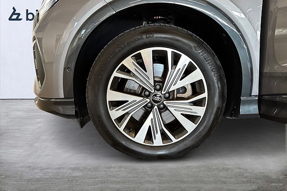 Audi Q4 e-tron 16 of 17