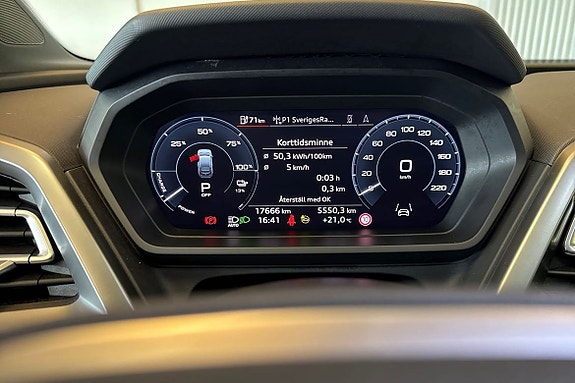 Audi Q4 e-tron 15 of 17