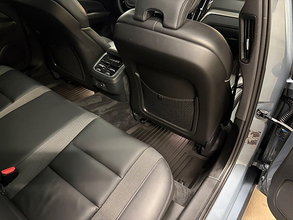 Volvo V60 12 of 24