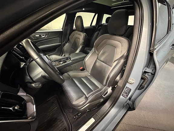 Volvo V60 13 of 24