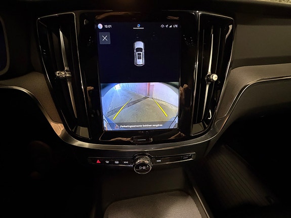 Volvo V60 19 of 24