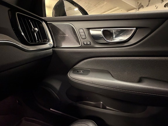 Volvo V60 22 of 24