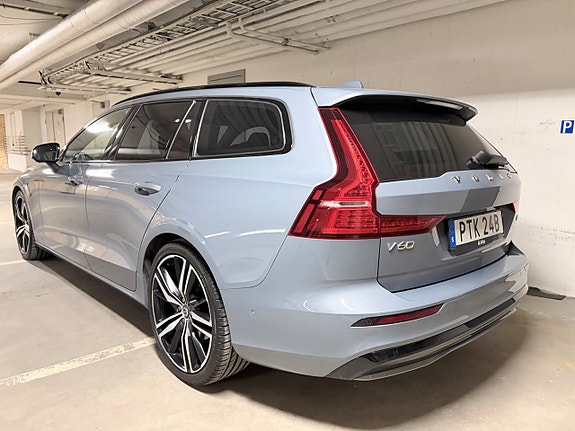Volvo V60 3 of 24