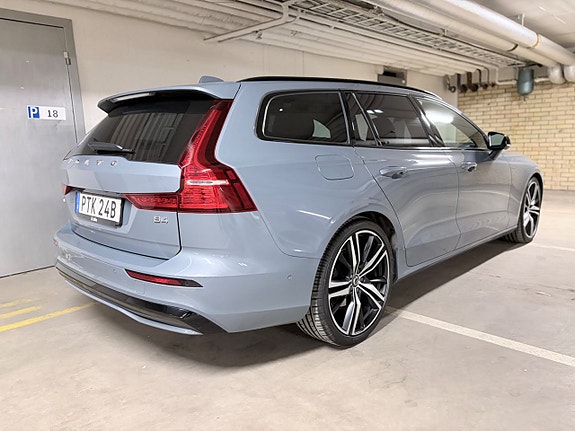 Volvo V60 5 of 24