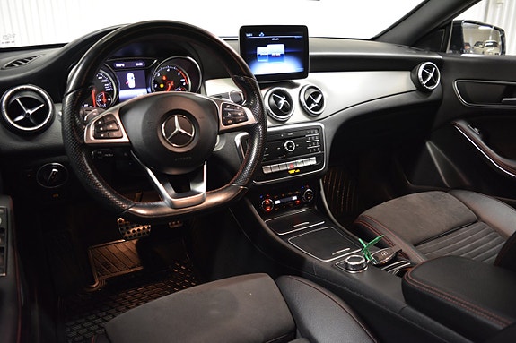 Mercedes-Benz CLA220 d 7 of 13