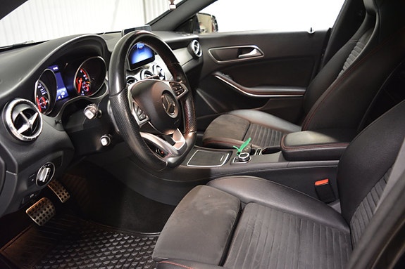 Mercedes-Benz CLA220 d 8 of 13
