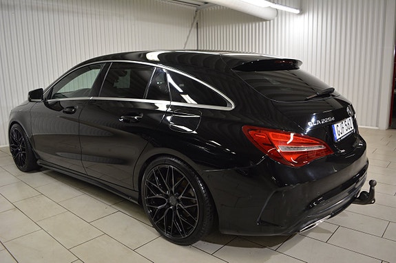 Mercedes-Benz CLA220 d 3 of 13