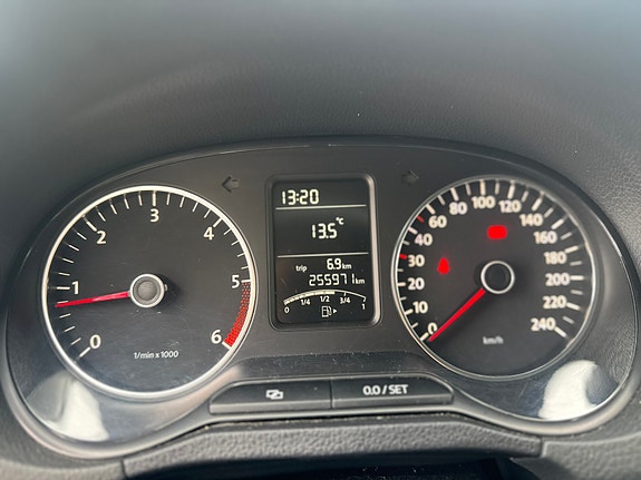 Volkswagen Polo 11 of 11