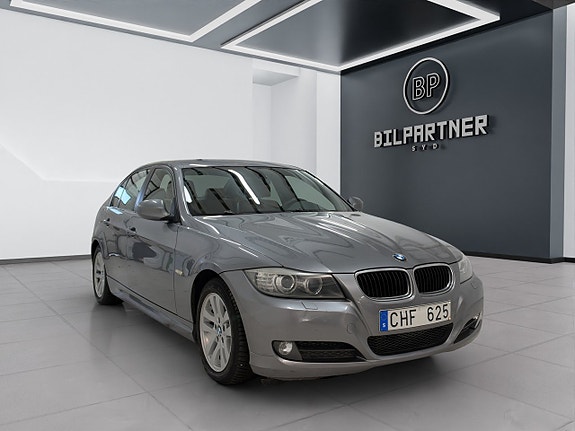 BMW 320d 4 of 15