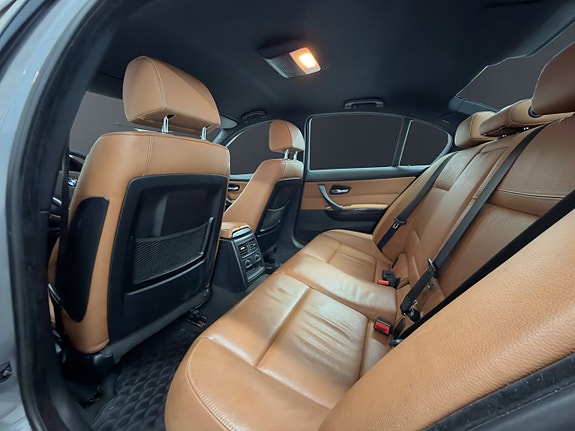 BMW 320d 10 of 15