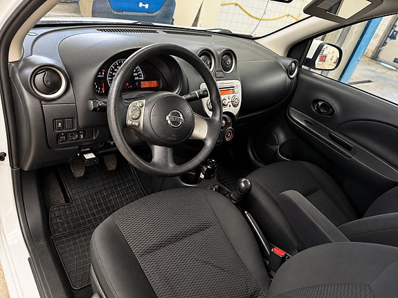 Nissan Micra 4 of 6