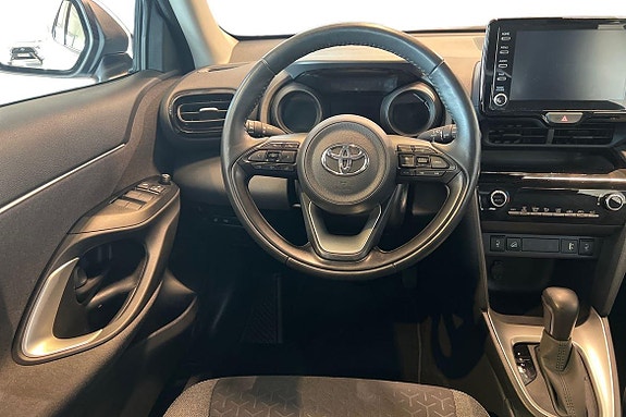 Toyota Yaris Cross 9 of 19