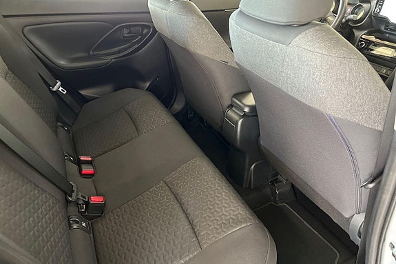 Toyota Yaris Cross 7 of 19