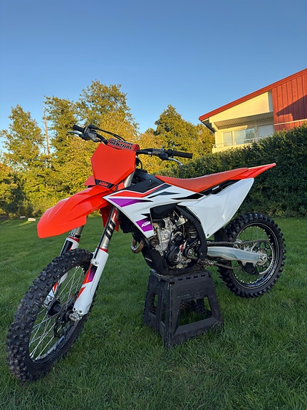 KTM SX-F 250 3 of 8