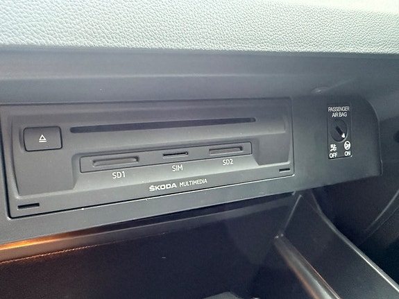 Skoda Octavia Scout 26 of 29