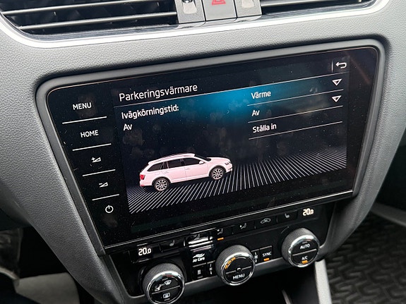 Skoda Octavia Scout 19 of 29