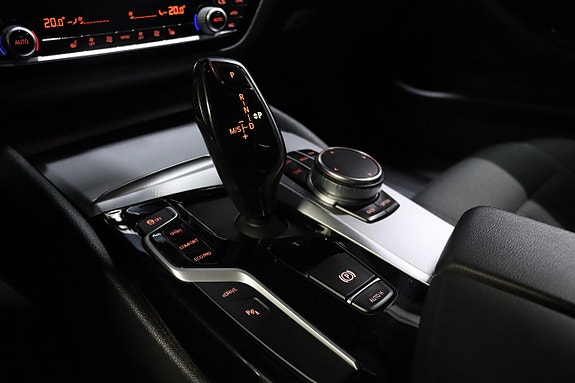 BMW 530e 20 of 25