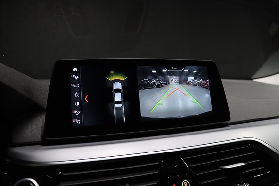 BMW 530e 22 of 25