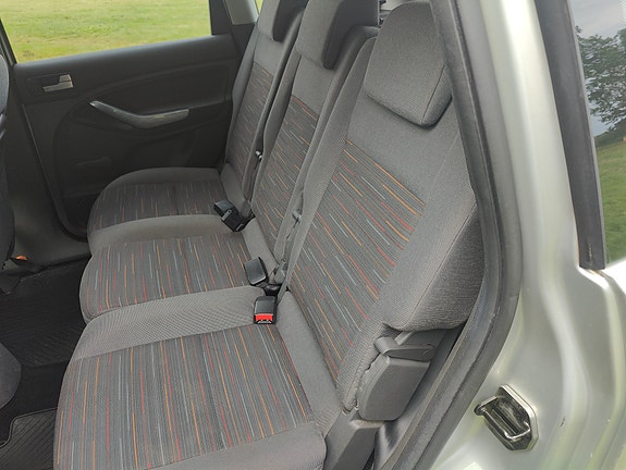 Ford C-Max 9 of 9