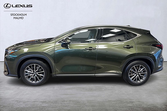 Lexus NX450h+ 3 of 30