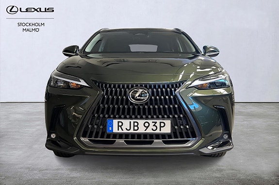 Lexus NX450h+ 5 of 30