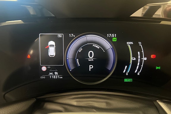 Lexus NX450h+ 14 of 30