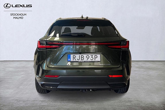 Lexus NX450h+ 4 of 30