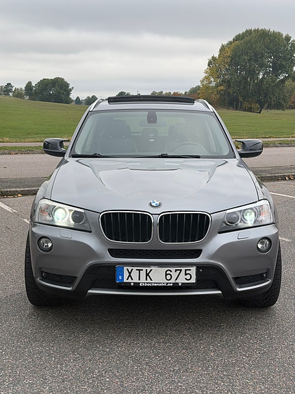 BMW X3 3 of 19