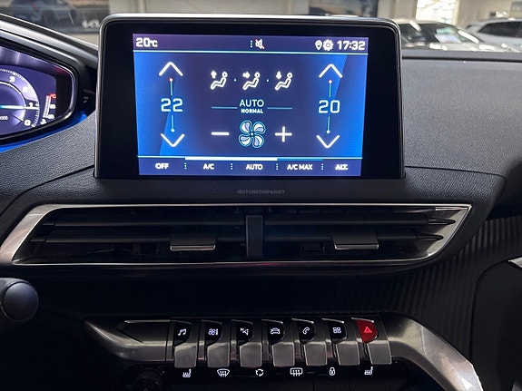 Peugeot 5008 13 of 16