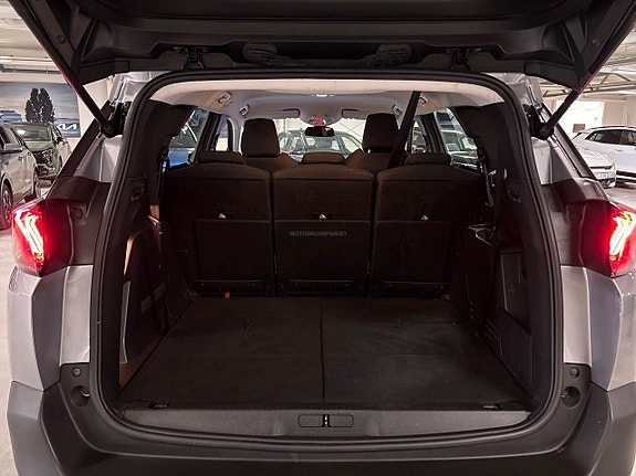 Peugeot 5008 14 of 16
