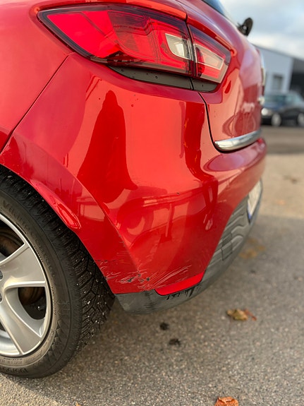 Renault Clio 13 of 18