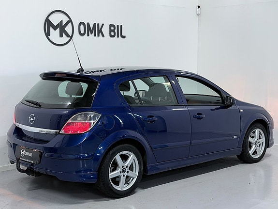 Opel Astra 3 of 24