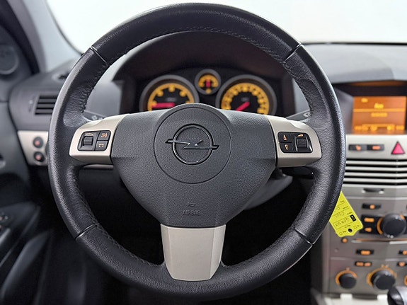 Opel Astra 15 of 24