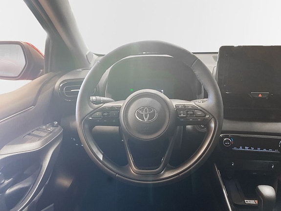 Toyota Yaris 9 of 10
