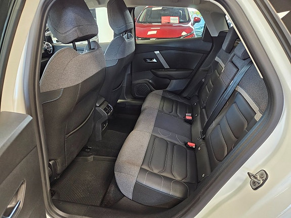 Citroen C4 24 of 27
